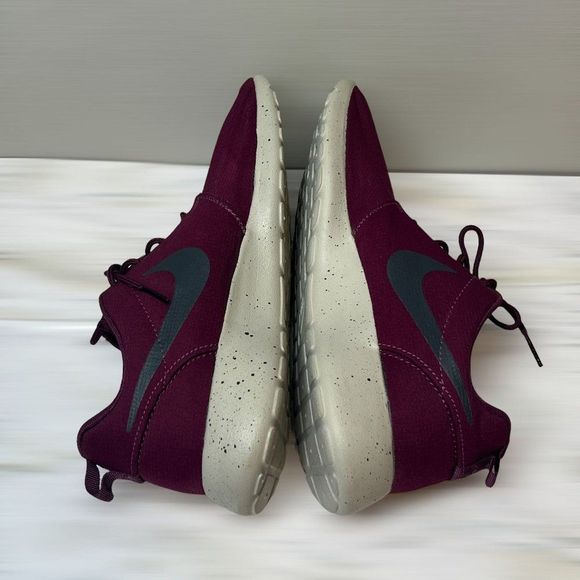 Nike Roshe Run One SE Bordeaux Unisex Size 41 - Picture 8 of 9